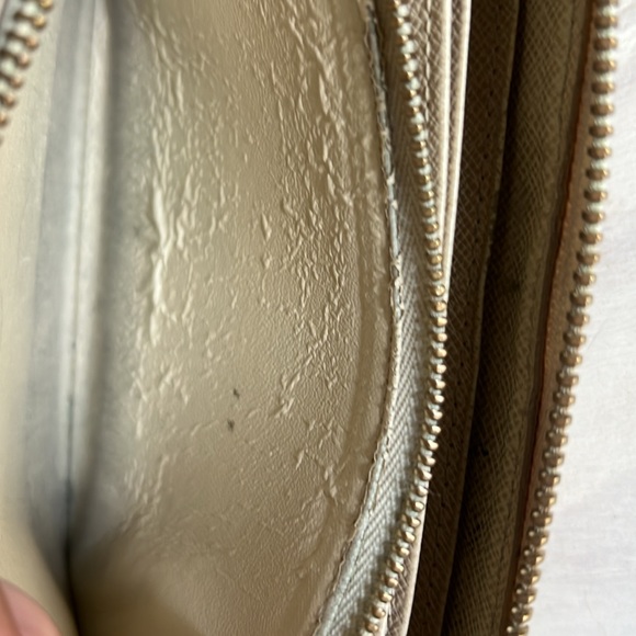 Louis Vuitton long zippy wallet - Picture 15 of 17